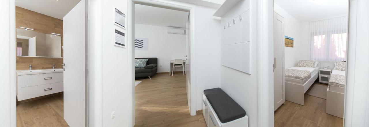 Apartmani Orion - Kasiopeja Vinkovci Exterior foto